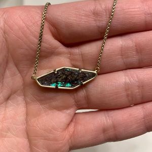 Kendra Scott necklace